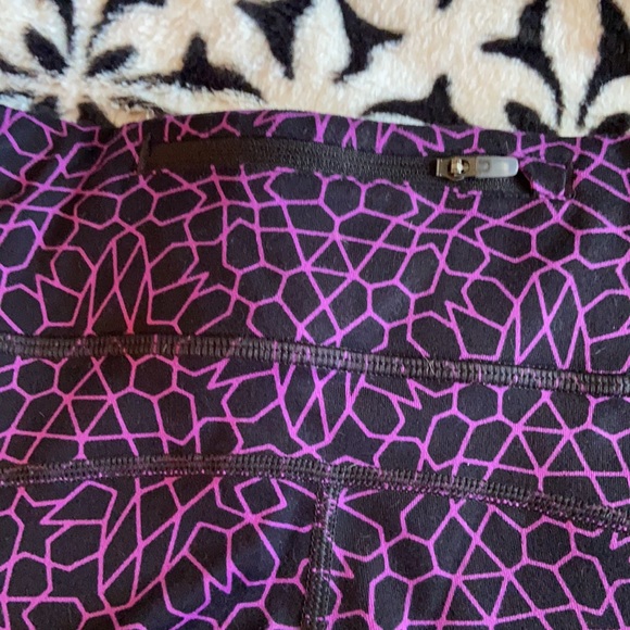 Nike Dri fit running 7/8 pants - Picture 4 of 5